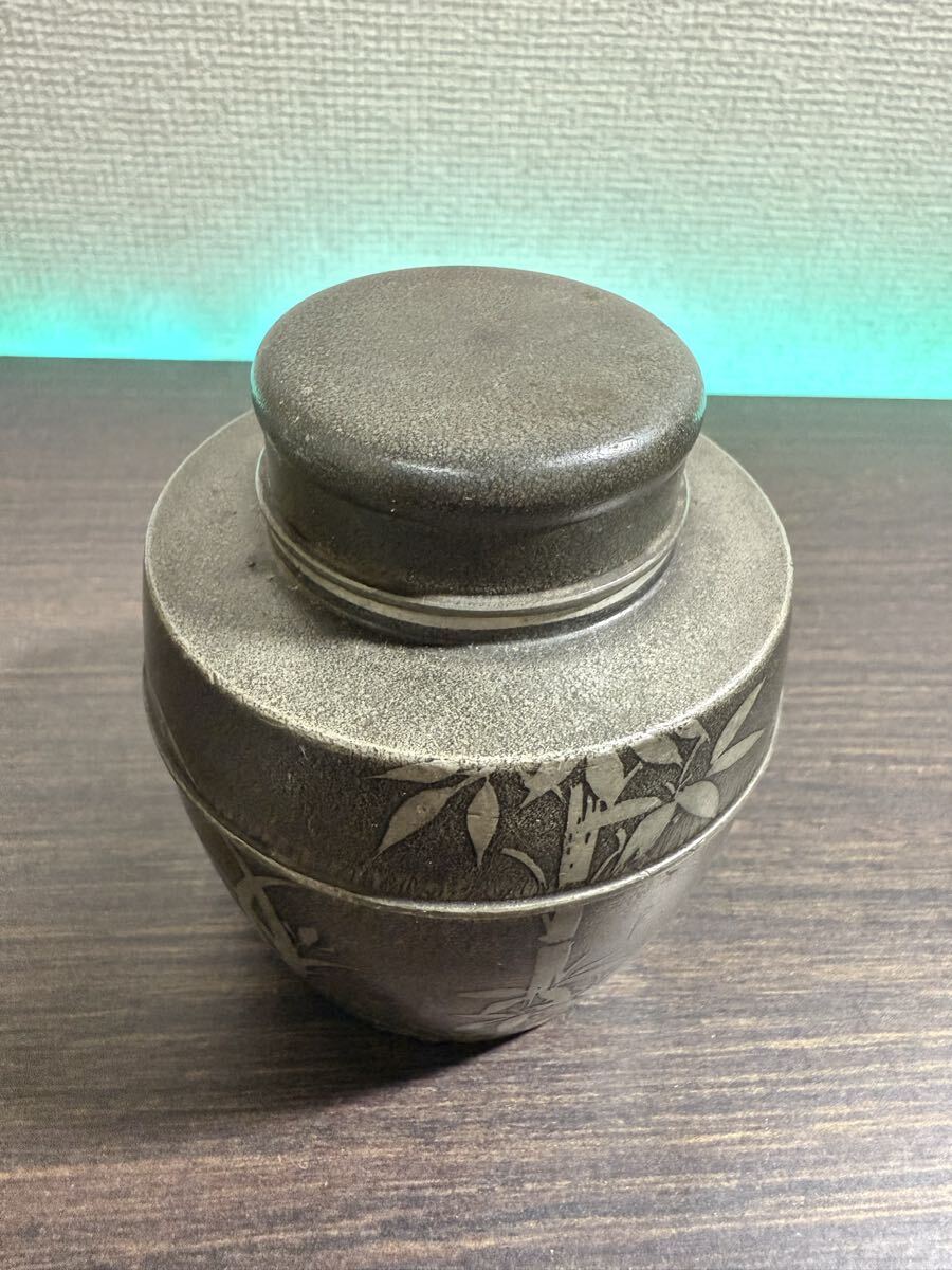 間村自造 茶筒 茶入 茶壺 なつめ 花柄 茶道具 煎茶道具 金属工芸 骨董 1円スタート〜 間村自造 茶入れ 錫製 梅 花 菊 煎茶道具 茶壷/壺
