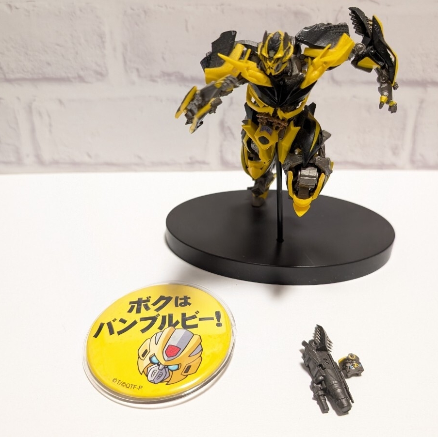トランスフォーマー バンブルビー フィギュア 缶バッジ