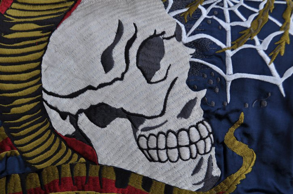 サテンスカジャン骸骨ブルーサイズM新品刺繍5434_画像9