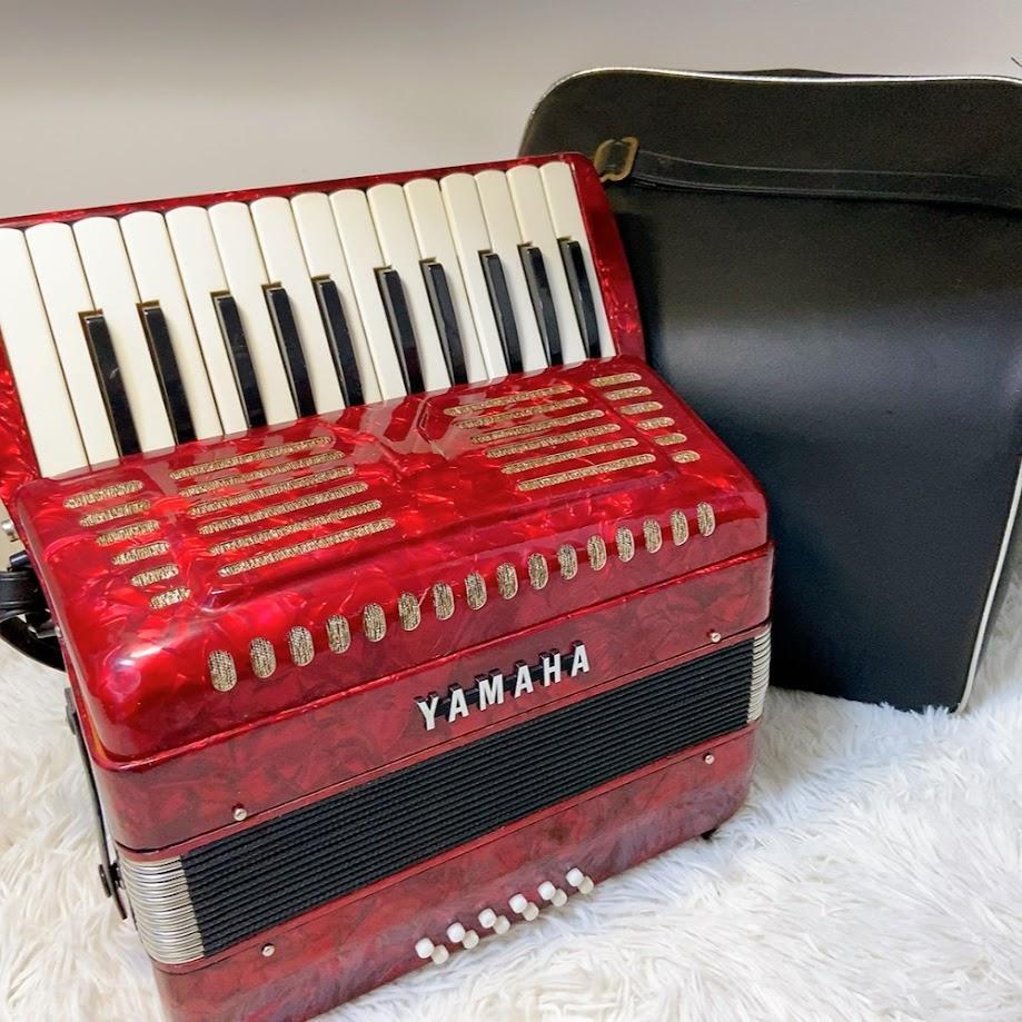 【動作良好・匿名配送】YAMAHA ヤマハ アコーディオン 25鍵盤 A-25 ヤマハ YAMAHA 赤 アコーディオン 25鍵盤 8905 鍵盤楽器 音楽