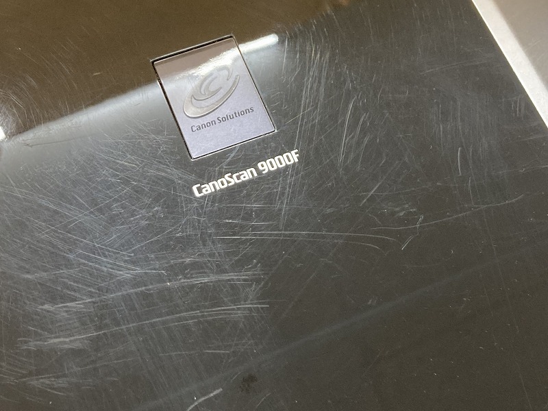 ■Canon/キヤノン■9600dpiフラットベットスキャナー/キヤノスキャン■CanoScan 9000F■中古■ ★即決★_画像2