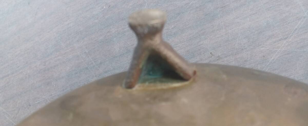 !秀品!昭和の真鍮「香炉」高さ98×直径140ミリ、550グラム!(詳細不明)_画像9