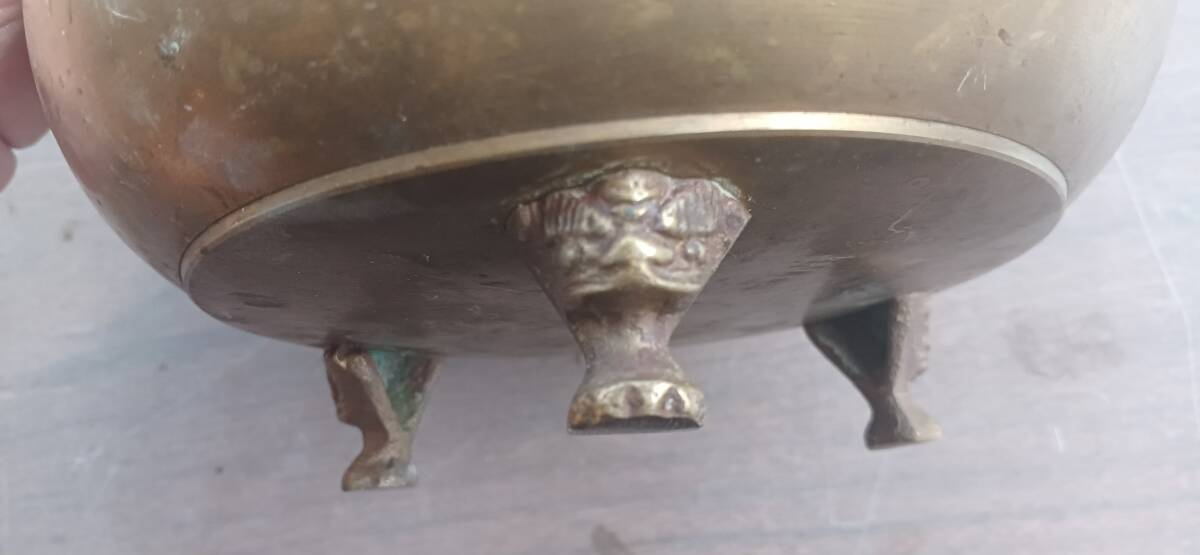 !秀品!昭和の真鍮「香炉」高さ98×直径140ミリ、550グラム!(詳細不明)_画像10