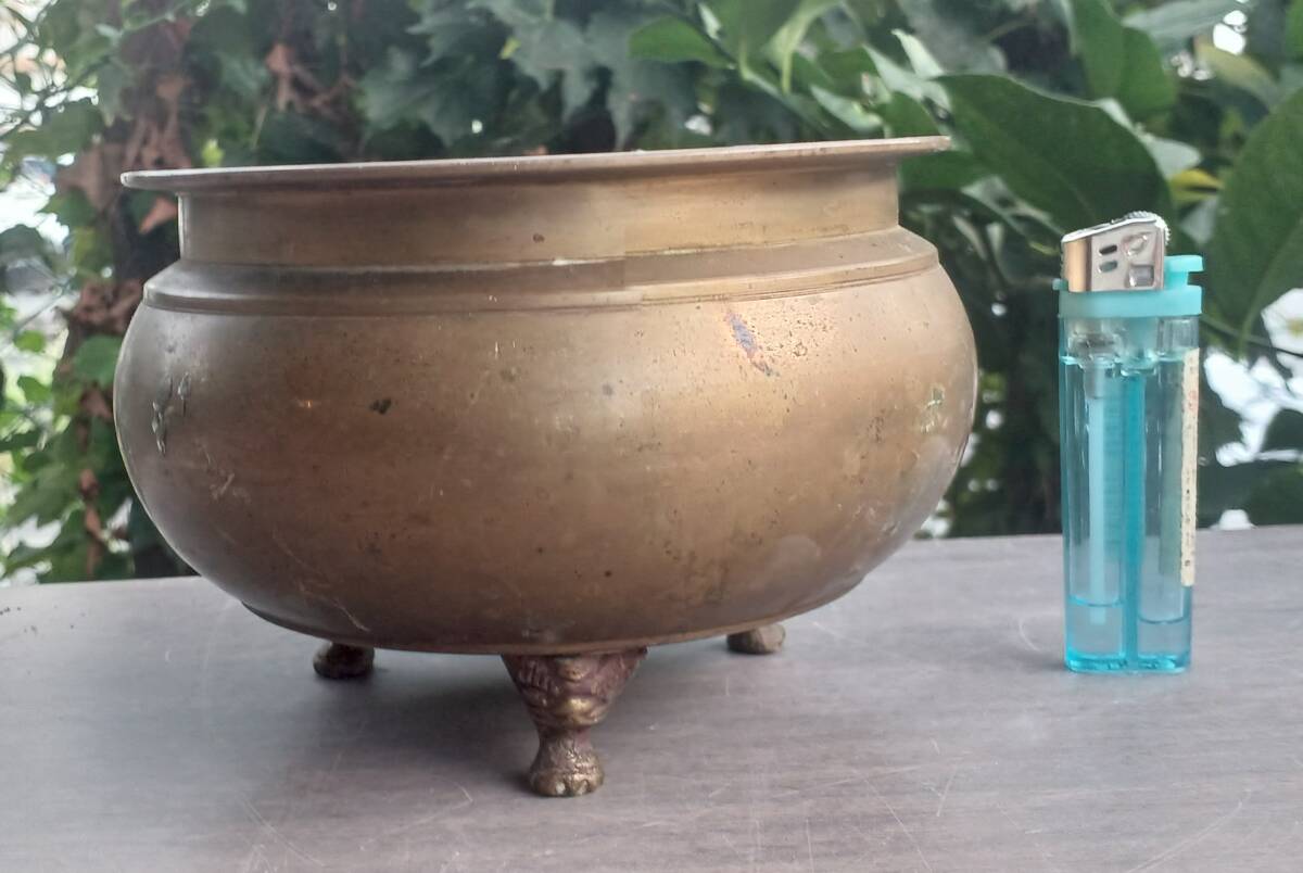 !秀品!昭和の真鍮「香炉」高さ98×直径140ミリ、550グラム!(詳細不明)_画像1