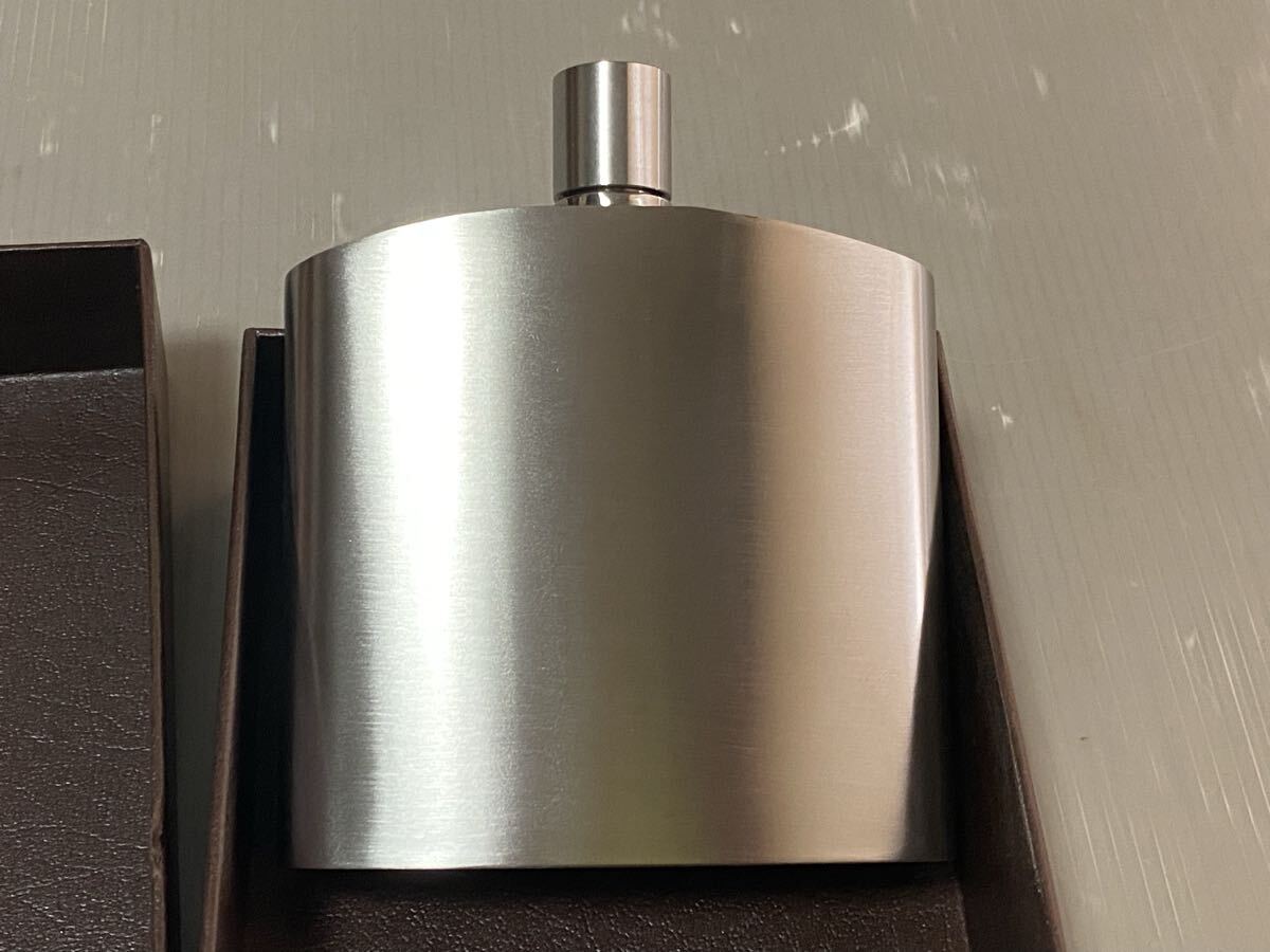 新品　ステンレス製　バッカスウィスキーボトル　スキットル　200ml　②_画像3