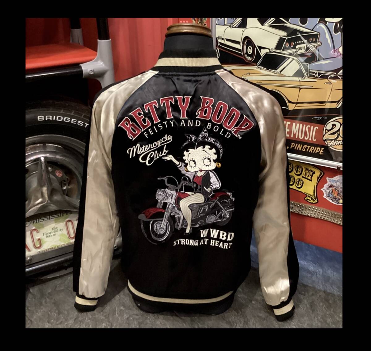 ベティブープ★新品★スカジャン★2517【S】黒★別珍★ピンナップ★BBN-2517★刺繍★アメリカンロングリバー55★ネバーマインド★大阪_画像1