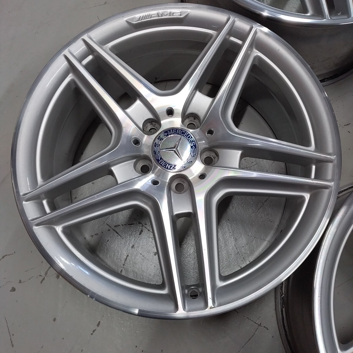 人気品★メルセデス・ベンツ　Cクラス　W204　C350　AMG スポーツパッケージ 純正★C200　C250★8J+50　8.5J+54　112-5H★新品サマータイヤ_画像6