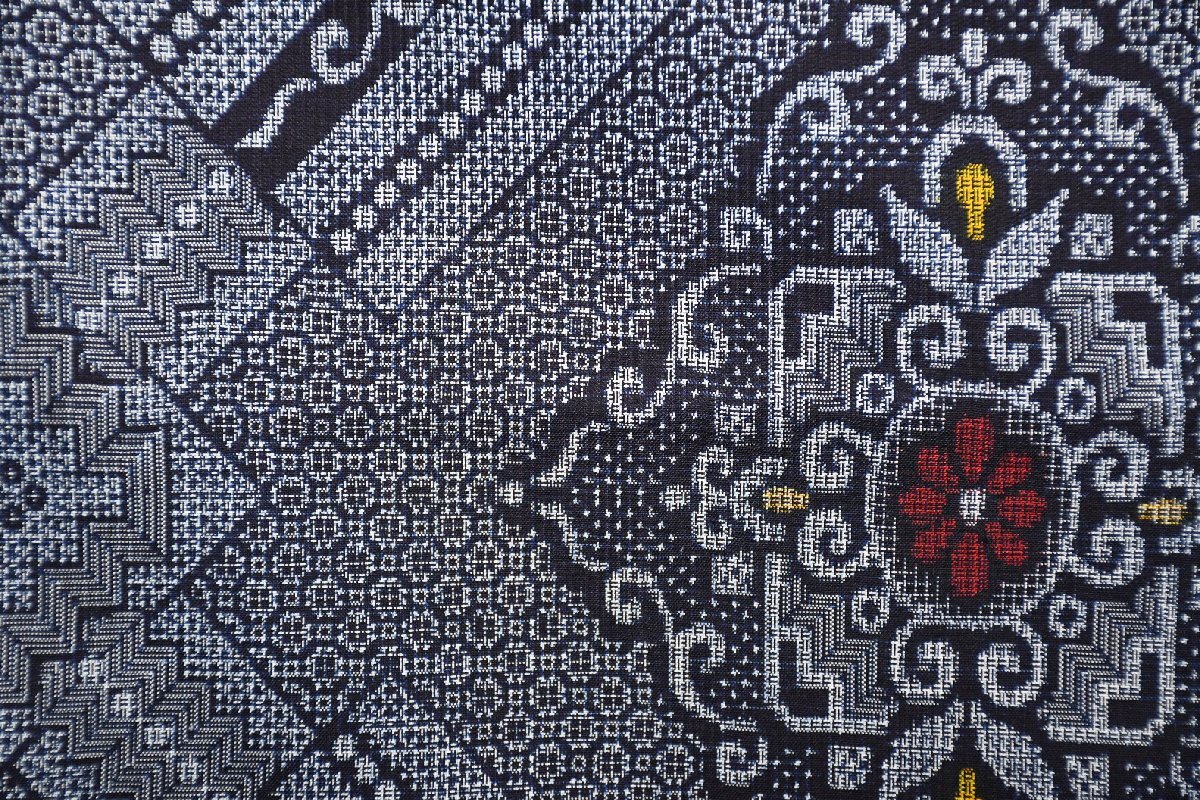 大島紬 正絹 奄美大島 身丈146cm 裄丈63cm ★着物 pb-3825 桜庭呉服店_画像3