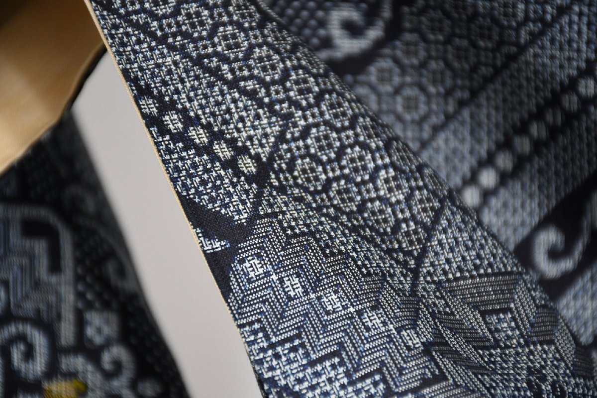 大島紬 正絹 奄美大島 身丈146cm 裄丈63cm ★着物 pb-3825 桜庭呉服店_画像4