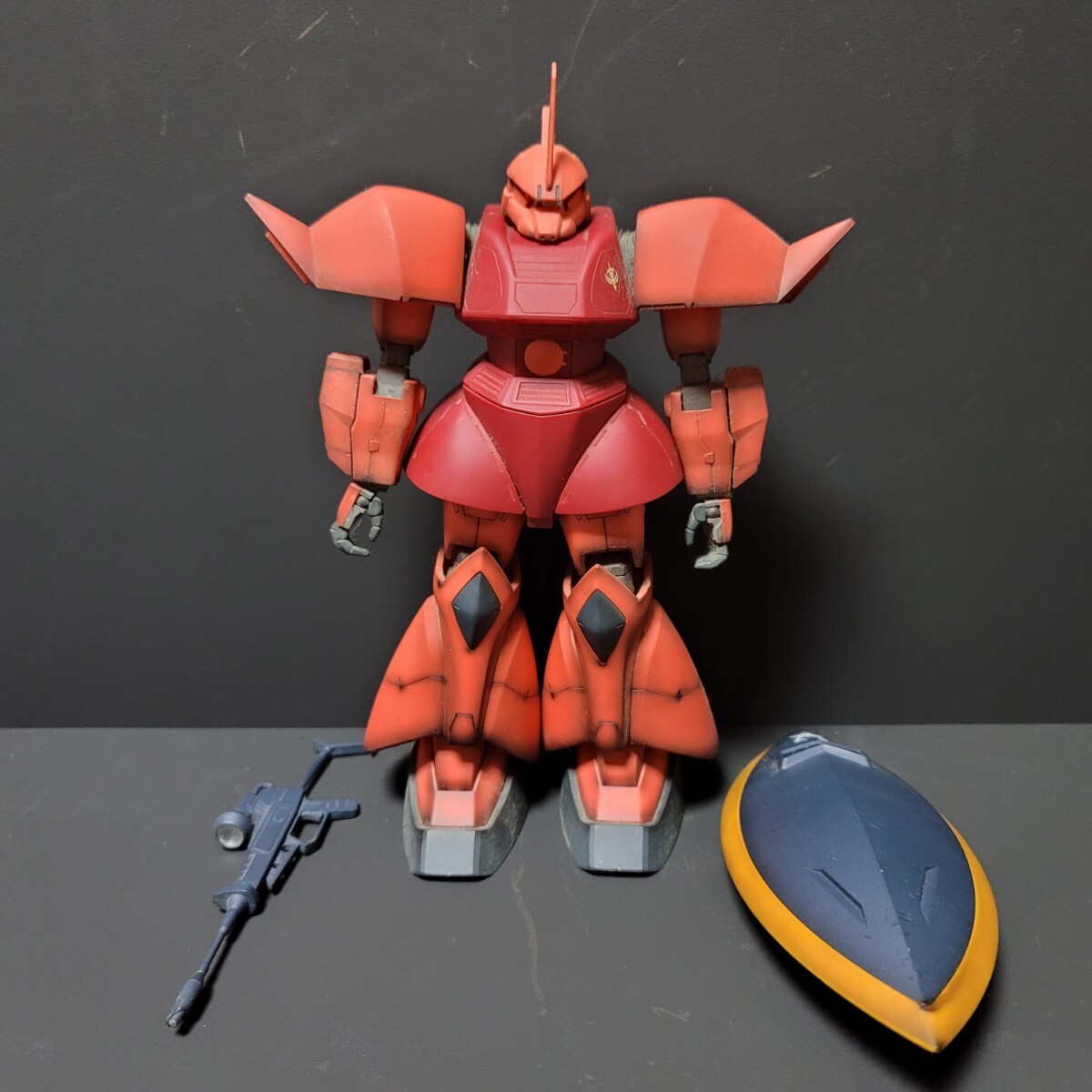 ■シャア専用ゲルググ■1/100■ ガンダム フィギュア プラモデル ガンプラ 完成品 シャア シャア専用 専用 完成 約21.5cm_画像1