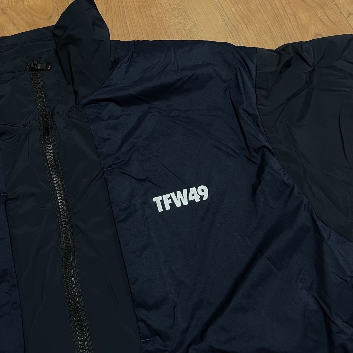 定価4.6万　TFW49 ハーフジップ　ブルゾン　ダークネイビー　L ゴルフ 定価4.6万 TFW49 ハーフジップ ブルゾン ダークネイビー L