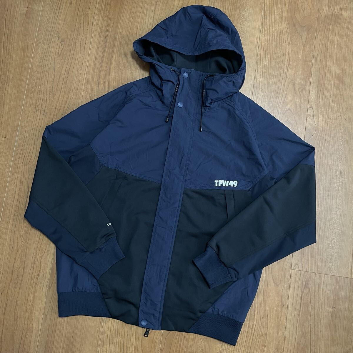 定価7.7万　TFW49 セットアップ　パーカー　パンツ　ネイビー　M ゴルフ 定価7.7万 TFW49 セットアップ パーカー パンツ ネイビー M