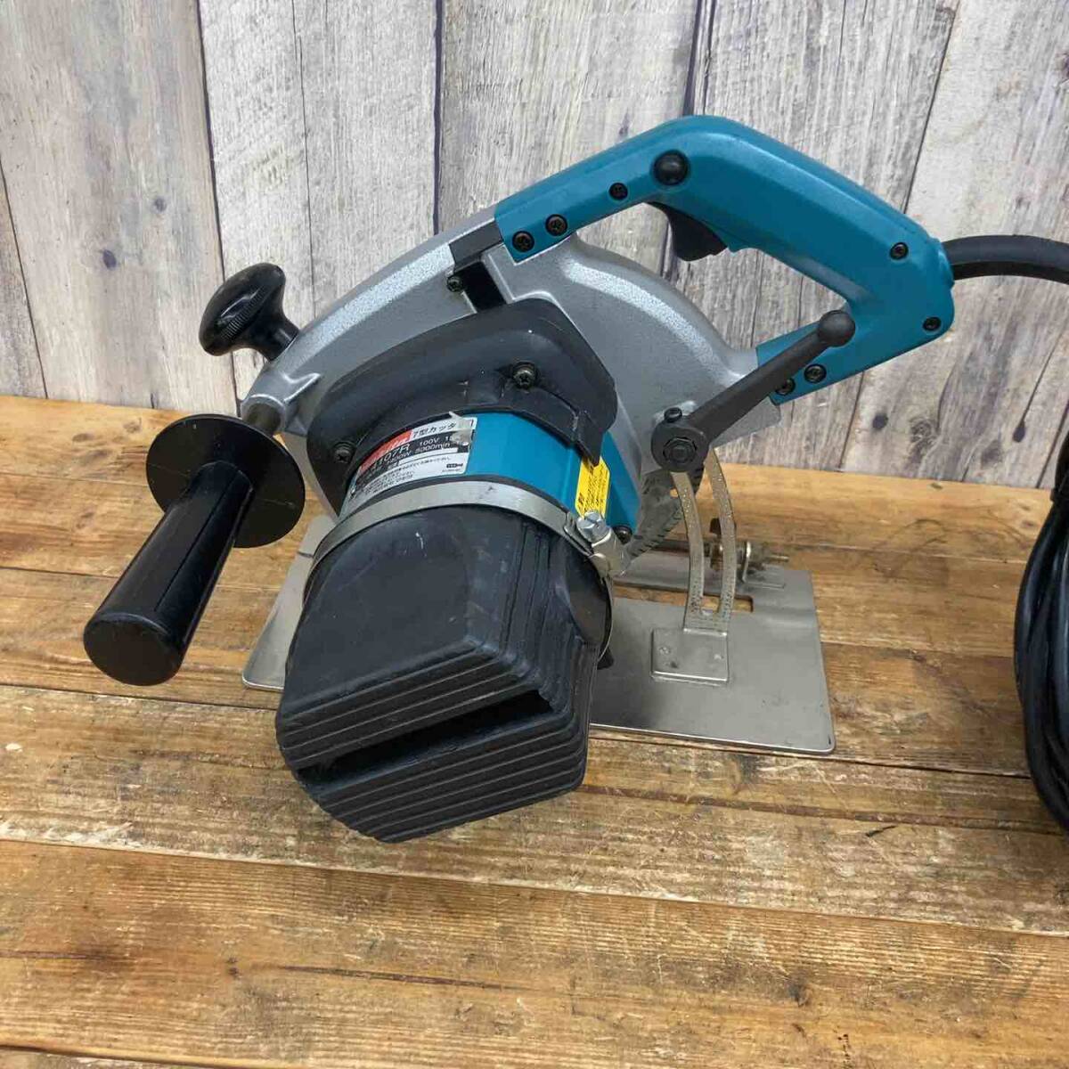【中古品】 マキタ(makita) 180mm カッタ 給水装置仕様 4107R マルノコ 丸ノコ 【東大和店】_画像3