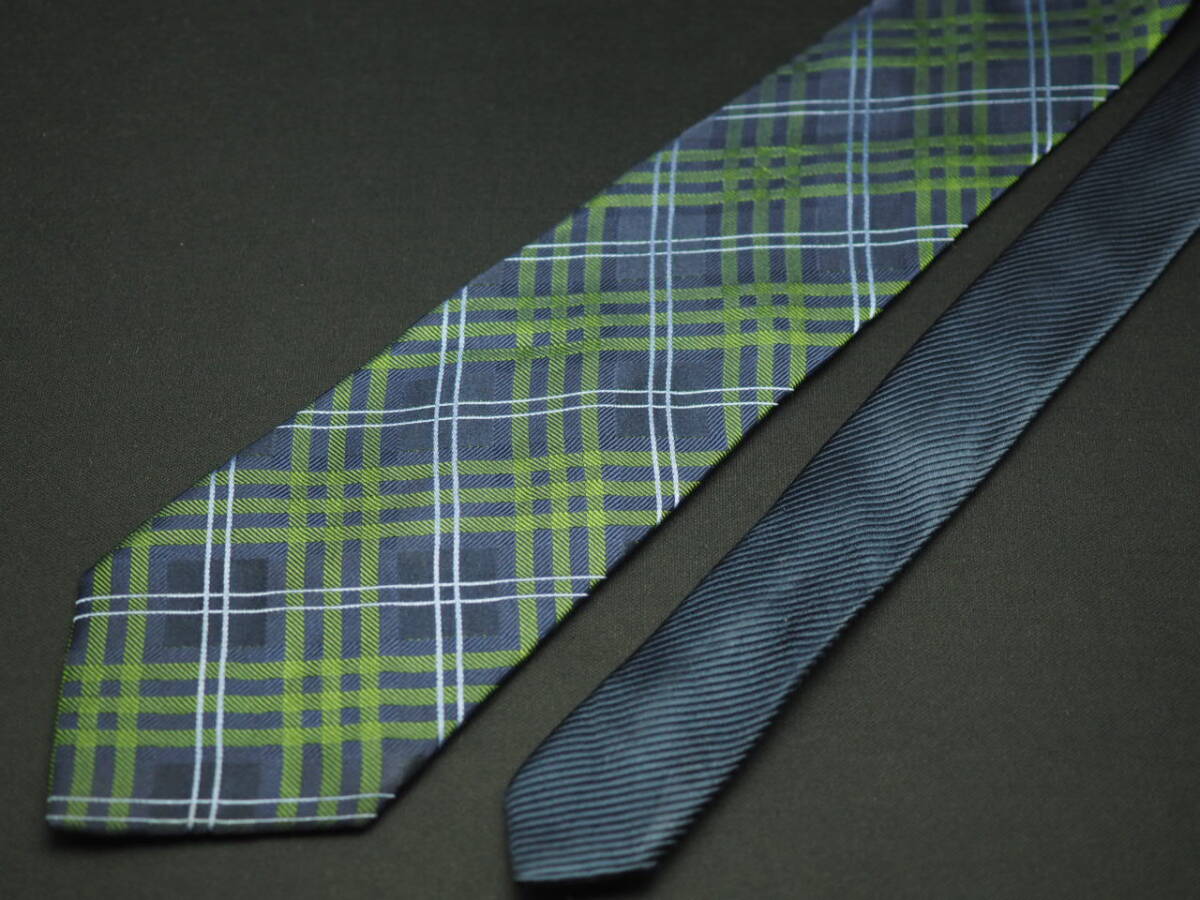 美品【TOMMY HILFIGER トミーヒルフィガー】 F1487 ネイビーグリーン系 チェック SILK ブランド ネクタイ 古着 良品_画像3