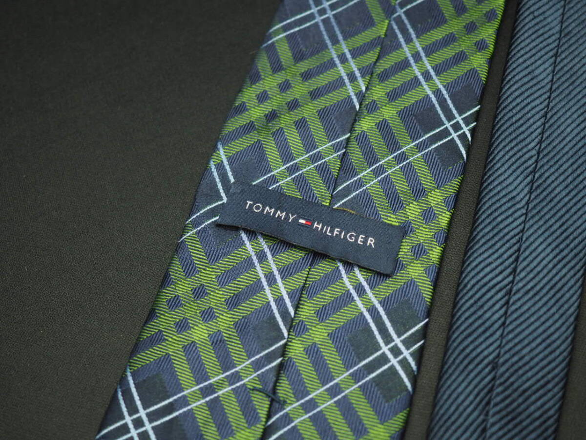 美品【TOMMY HILFIGER トミーヒルフィガー】 F1487 ネイビーグリーン系 チェック SILK ブランド ネクタイ 古着 良品_画像4