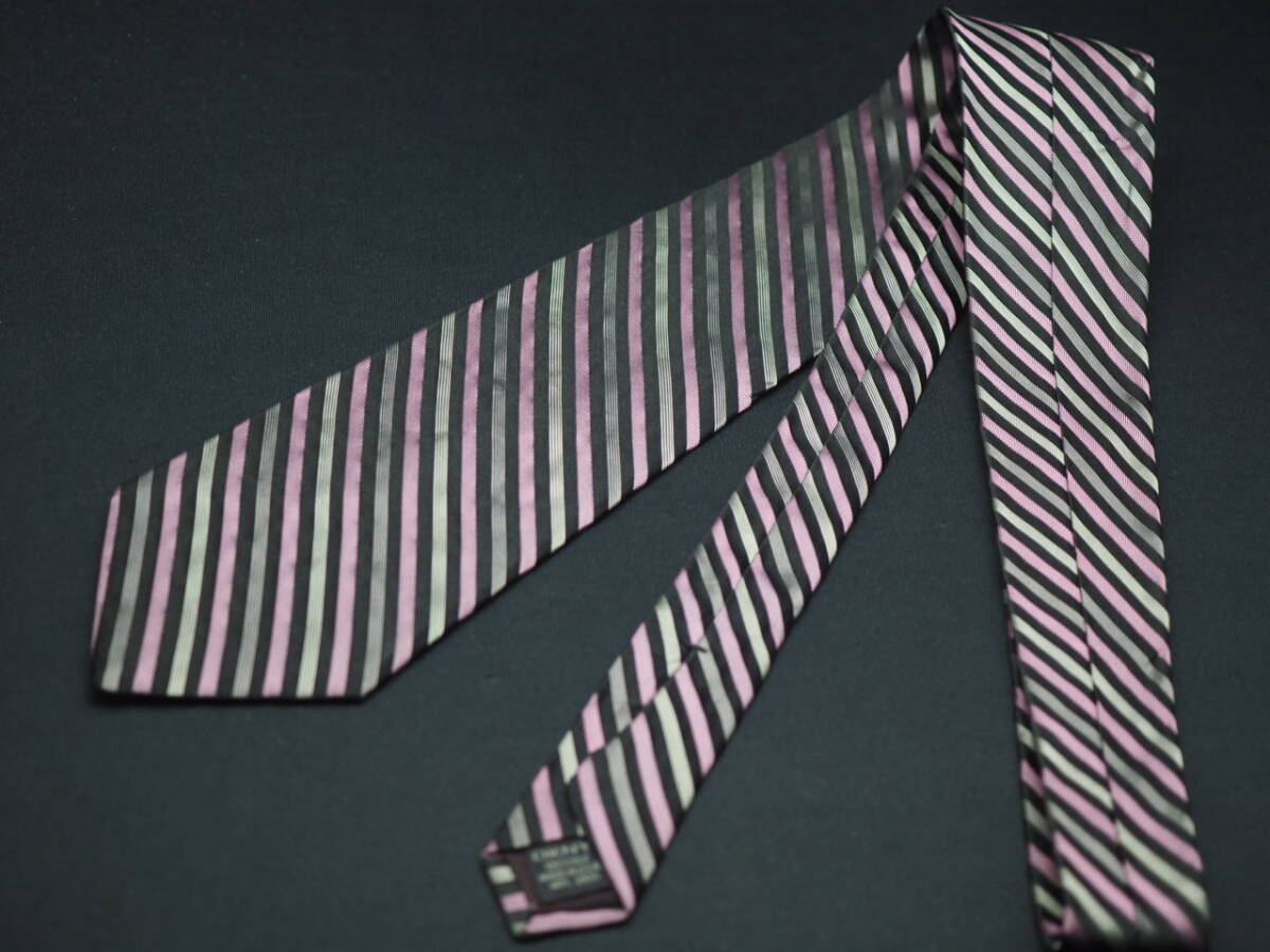 美品【DKNY ダナキャラン ニューヨーク】 F1577 ブラック シルバー ピンク系 SILK ブランド ネクタイ 古着 良品_画像6