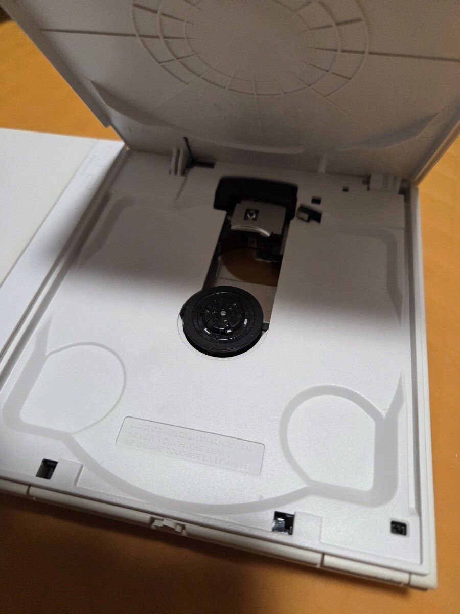 SONY PS2 本体 SCPH-75000 ホワイト  白 薄型 美品 Amazon.com: PlayStation 2 Ceramic White (SCPH-75000CW