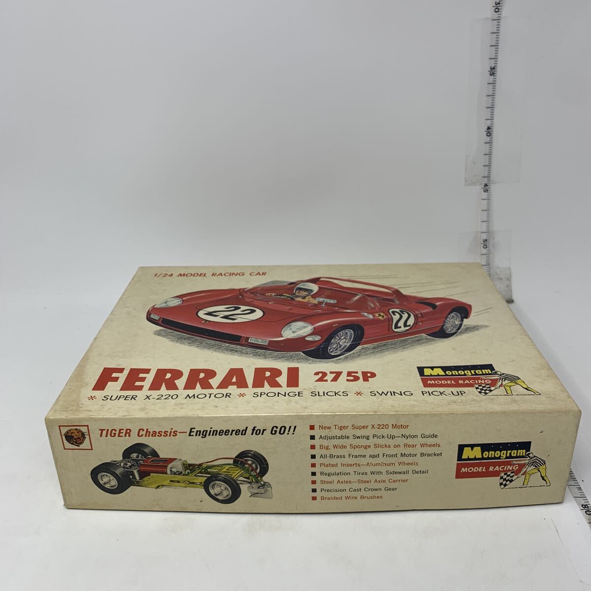 中古　Monogram モノグラム　1/24 FERRARI 275P モーターライズキット 現状品 23612280_画像3