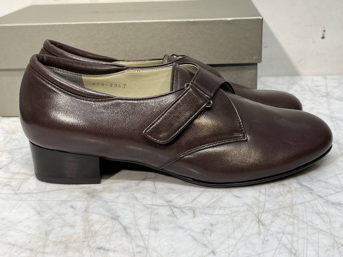 靴　9　★　コンフォートシューズ　★　菊地武男の靴　 23.5cm EEE ブラウン　レディースシューズ　マジックテープ　未使用品_画像4