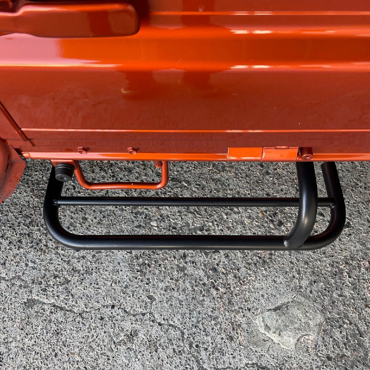 J-NEXT ダイハツ ハイゼットジャンボ(S500P/S510P) MC前/MC後共通 アルミサイドステップ Ver.2 ブラックエディション 助手席側用_画像4