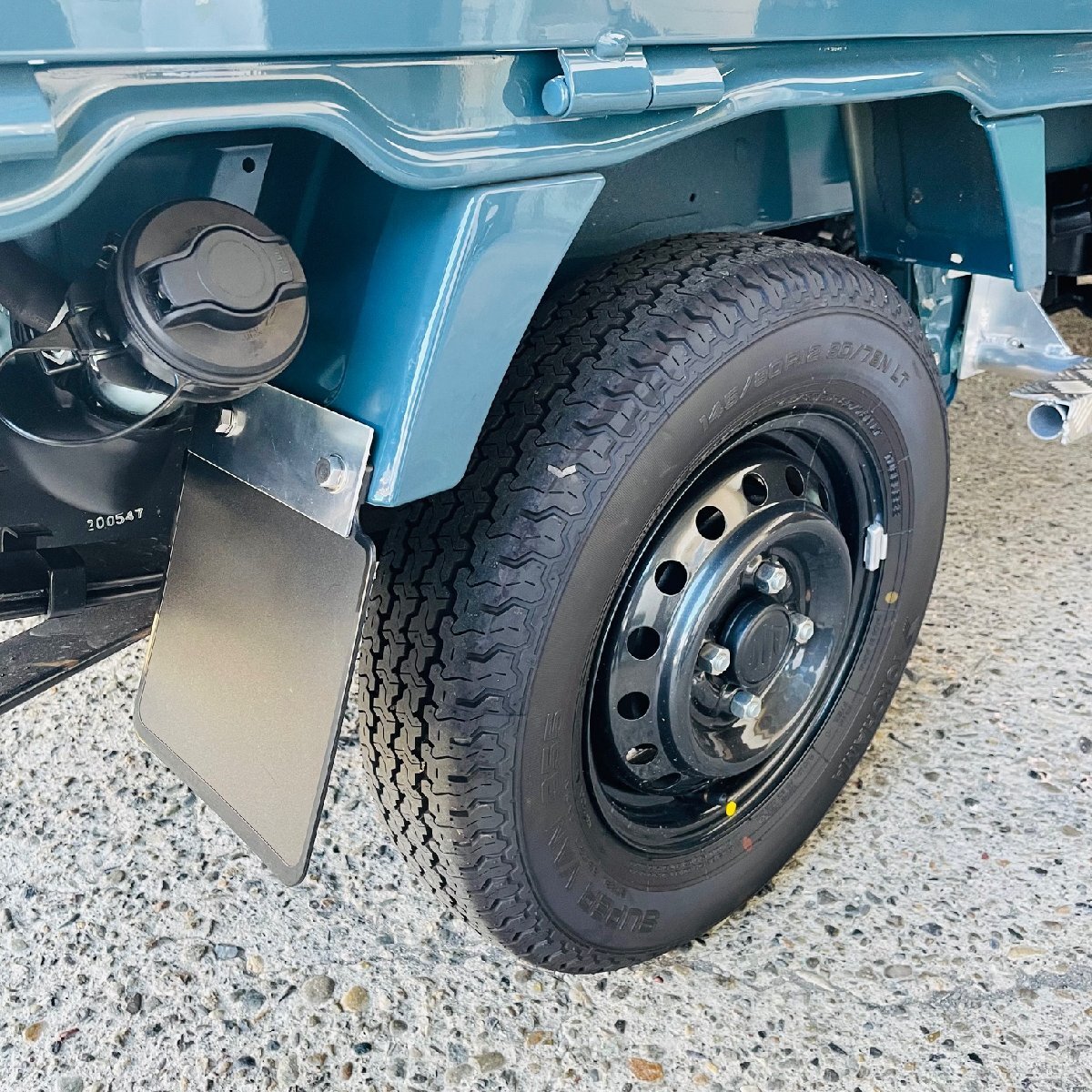 J-NEXT スズキ キャリイトラック/スーパーキャリイ(DA16T) 共通 アルミ フェンダープレート アルミ板Ver. 4枚 軽トラック 軽トラカスタム_画像2