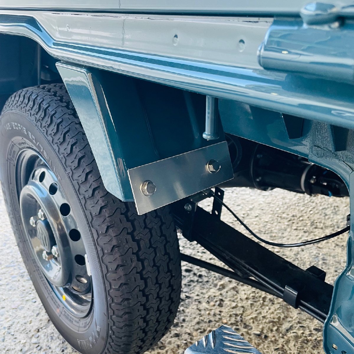 J-NEXT スズキ キャリイトラック/スーパーキャリイ(DA16T) 共通 アルミ フェンダープレート アルミ板Ver. 4枚 軽トラック 軽トラカスタム_画像3