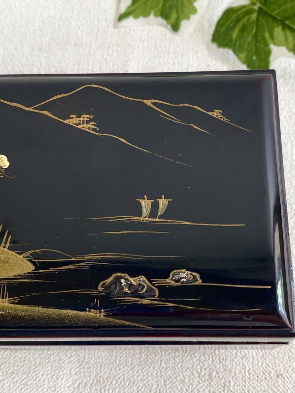  подлинная вещь лакированные изделия музыкальная шкатулка имеется драгоценнный камень коробка перламутр умение сосна слива гора . пейзаж парусное судно QUEENSTAR ORGELda новый b река. .( Donna u река. ....) бардачок retro 