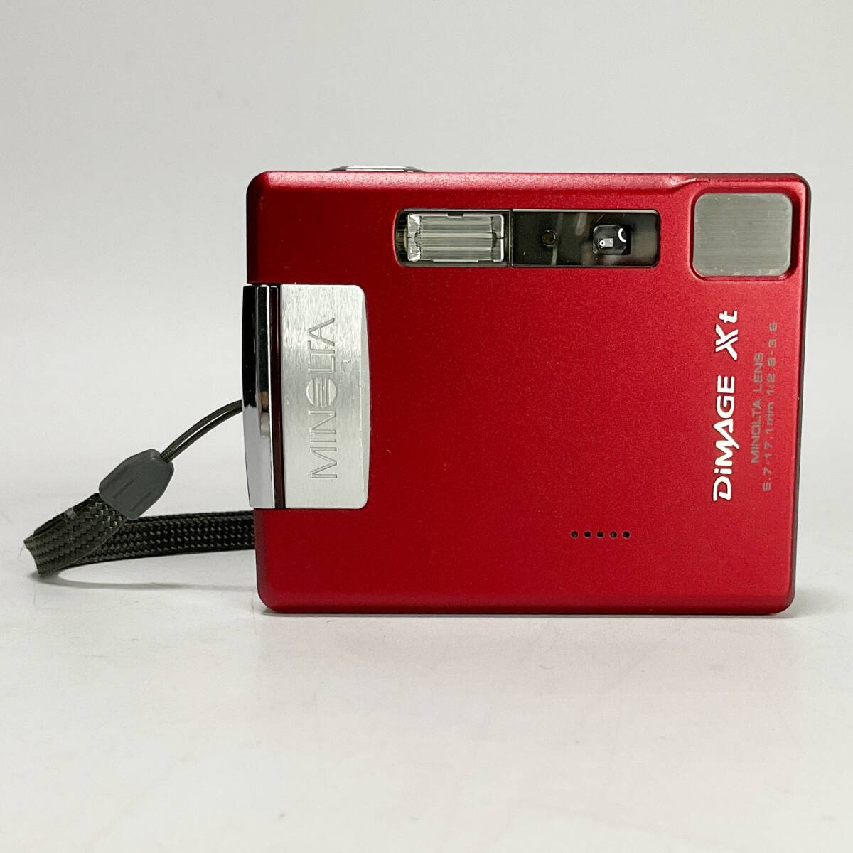 【63534T】基本動作確認済　MINOLTA DiMAGE Xt 5.7-17.1mm 1：2.8-3.6 電源コード付 ミノルタ コンデジ 経年保管品　現(xiàn)狀品