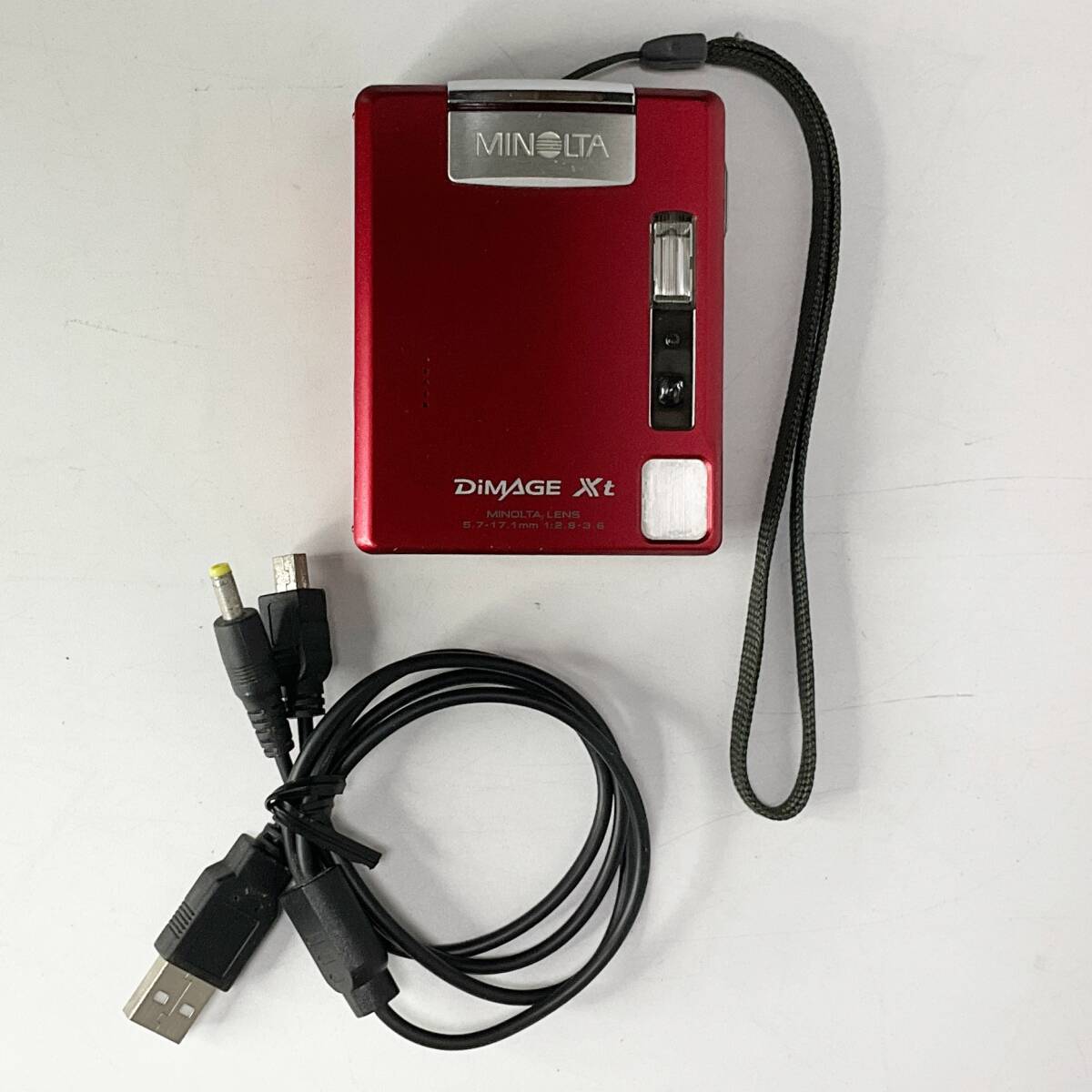 【63534T】基本動作確認済　MINOLTA DiMAGE Xt 5.7-17.1mm 1：2.8-3.6 電源コード付 ミノルタ コンデジ 経年保管品　現(xiàn)狀品