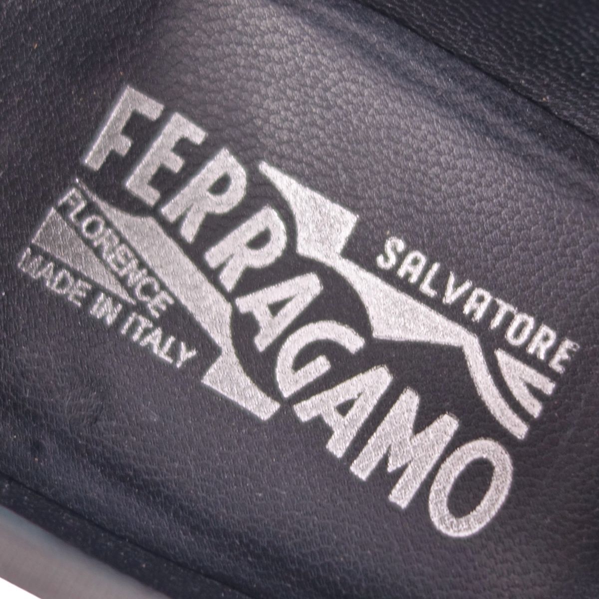  прекрасный товар Salvatore Ferragamo Salvatore Ferragamo Loafer мокасины gun chi-ni металлические принадлежности обувь обувь 8.5EEE(26.5cm) ce08mt-rm20f13539