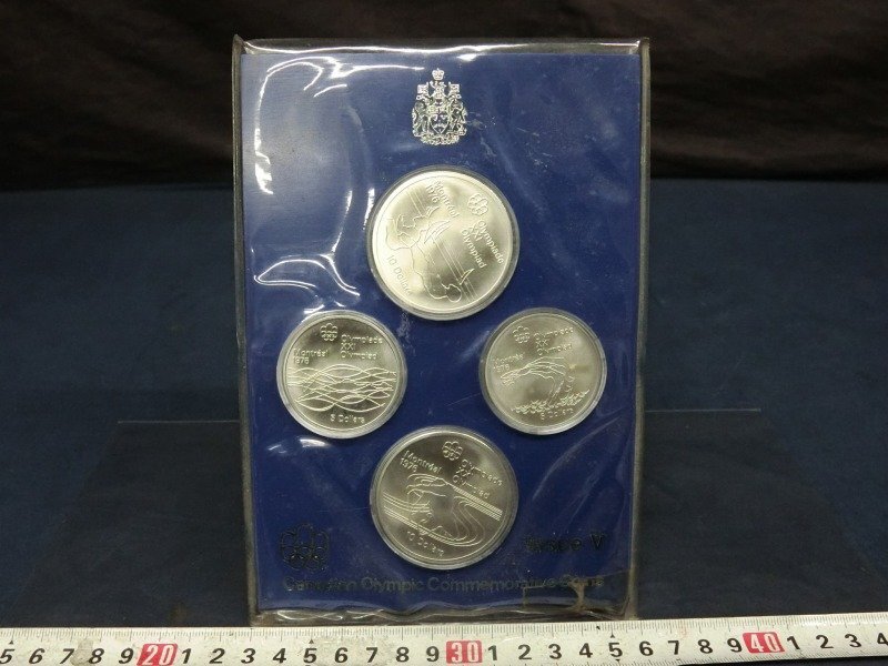 極美品 1976 エリザベスⅡ モントリオールオリンピック 超大型銀貨 10ドル L7761 カナダ 1976 10ドル 5ドル 銀貨 モントリオール
