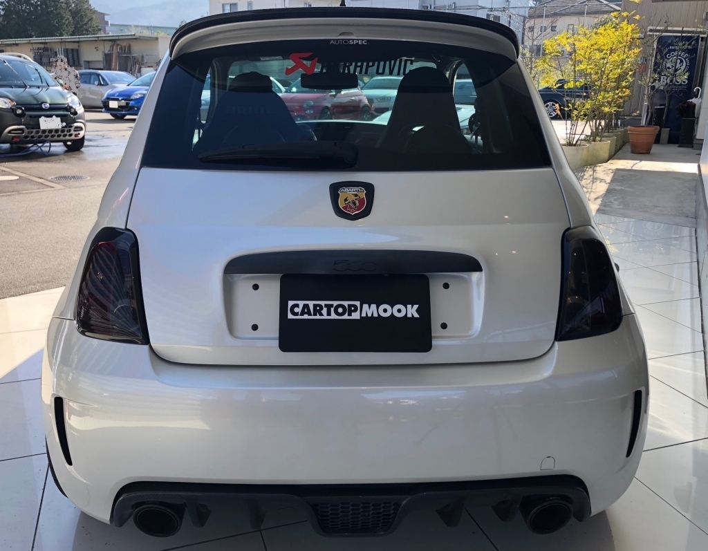【M's】FIAT 500 ABARTH500 (前期用) AutoStyle ブラックフレーム LEDテールレンズ 左右 (スモーク/レッド) オートスタイル ランプ 391136_画像4