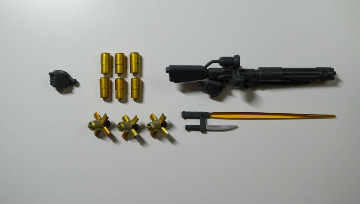 【HCM　Pro】MSN-03　ヤクト・ドーガ　28-00　ギュネイ機　スペシャルパック／32-00　クエス機　中古品_画像8