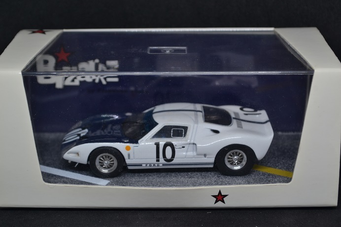 BizarRE 1/43 FORD GT40 LM 1964 ビザール フォード ル・マン 24時間 フィル・ヒル ブルース・マクラーレン 絶版 希少 レア_画像7