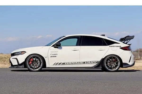 ガレージベリー シビック　タイプR FL5 サイドステップ FRP製 未塗装品 30-5016 GARAGE VARY_画像3