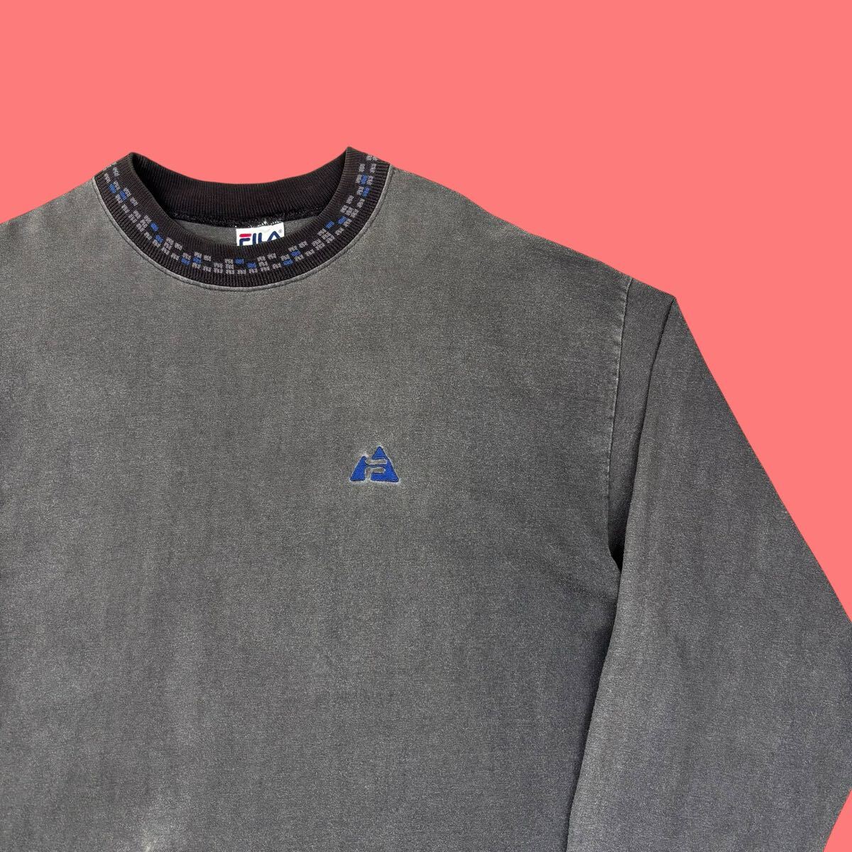 90s FILA Logo Long Sleeve Tee made in USA 90年代 フィラ ロゴ刺繍 ロングスリーブTシャツ ロンT アメリカ製 USA製 vintage ヴィンテージ_画像1
