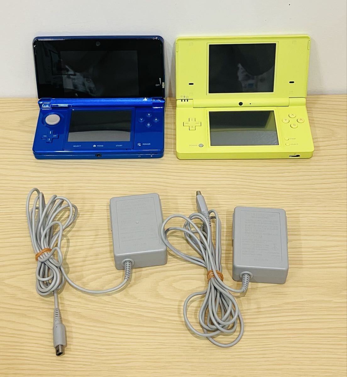 Nintendo 3DS Nintendo DSi 本体2点セット 電源確認済み 任天堂
