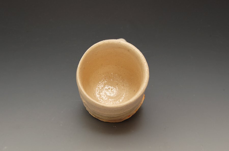 鯉江良二 信楽 ぐい呑み 共布共箱 鯉江良二 志野ぐい呑 | 銀座 黒田陶苑