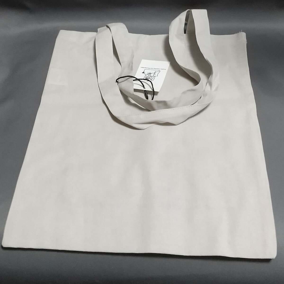 美術館グッズ　トートバッグ　猫を肩にのせる藤田嗣治〈ピクトグラム〉　ホワイト_画像4