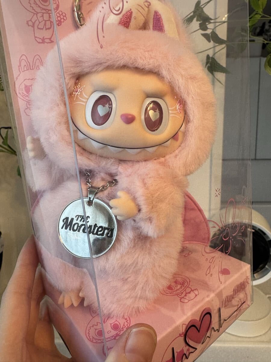 り*い様 【海外限定】ZIMOMO LABUBUぬいぐるみキーホルダーピンクデビ り*い様 【海外限定】ZIMOMO LABUBUぬいぐるみキーホルダーピンクデビ