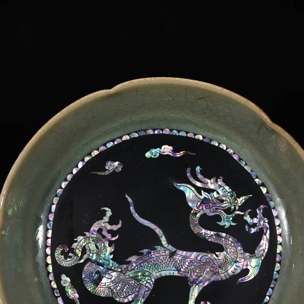 6719QN&8 человек национальное достояние China антиквариат [ Song . обжиг в печи лакированные изделия перламутр дракон ....] China изобразительное искусство изделие прикладного искусства редкий товар .. фаянс синий цветок . старый керамика 