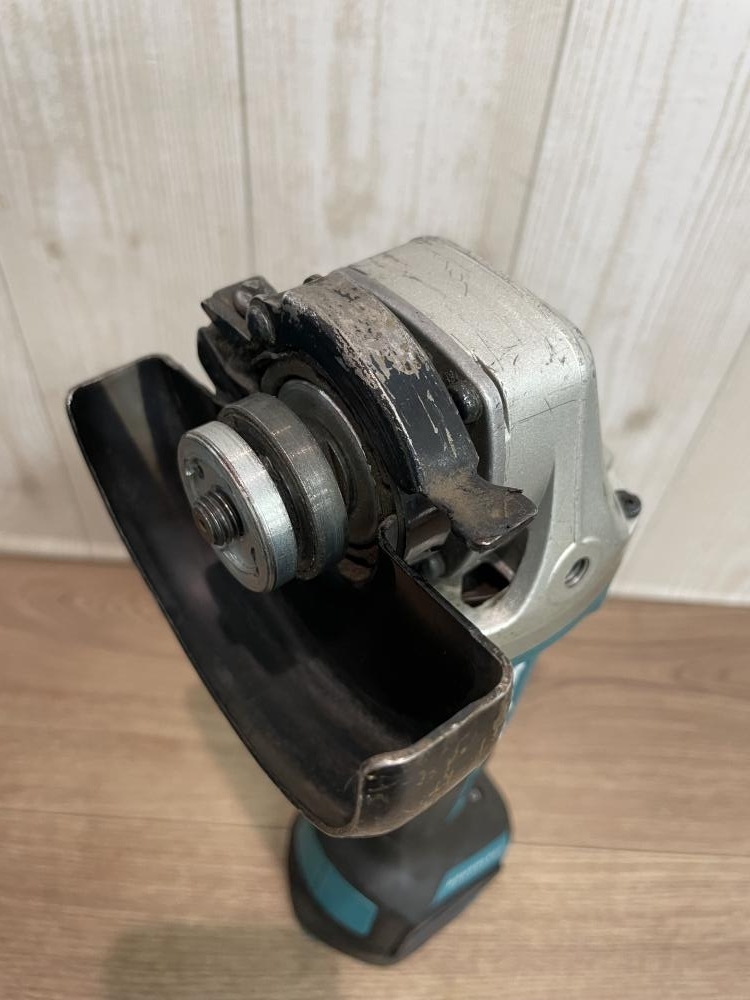 170 D 1円〜 makita 100mm ディスク グラインダ M965 グラインダー マキタ 電動 工具 中古 009▽おすすめ品▽マキタ makita 100mm充電式ディスクグラインダ