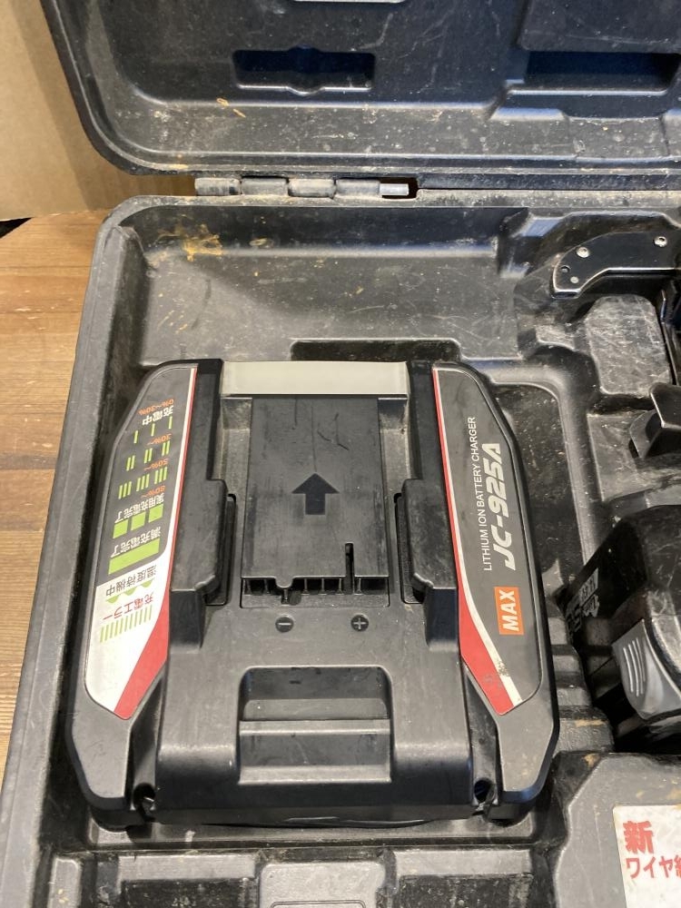 020♪おすすめ商品♪MAX　マックス 充電式鉄筋結束機　リバータイア RB-399　本体のみ　*通電時赤ランプ点滅 動作未確認 020♪おすすめ品・即決価格♪MAX マックス 鉄筋結束機 ツインタイヤ RB