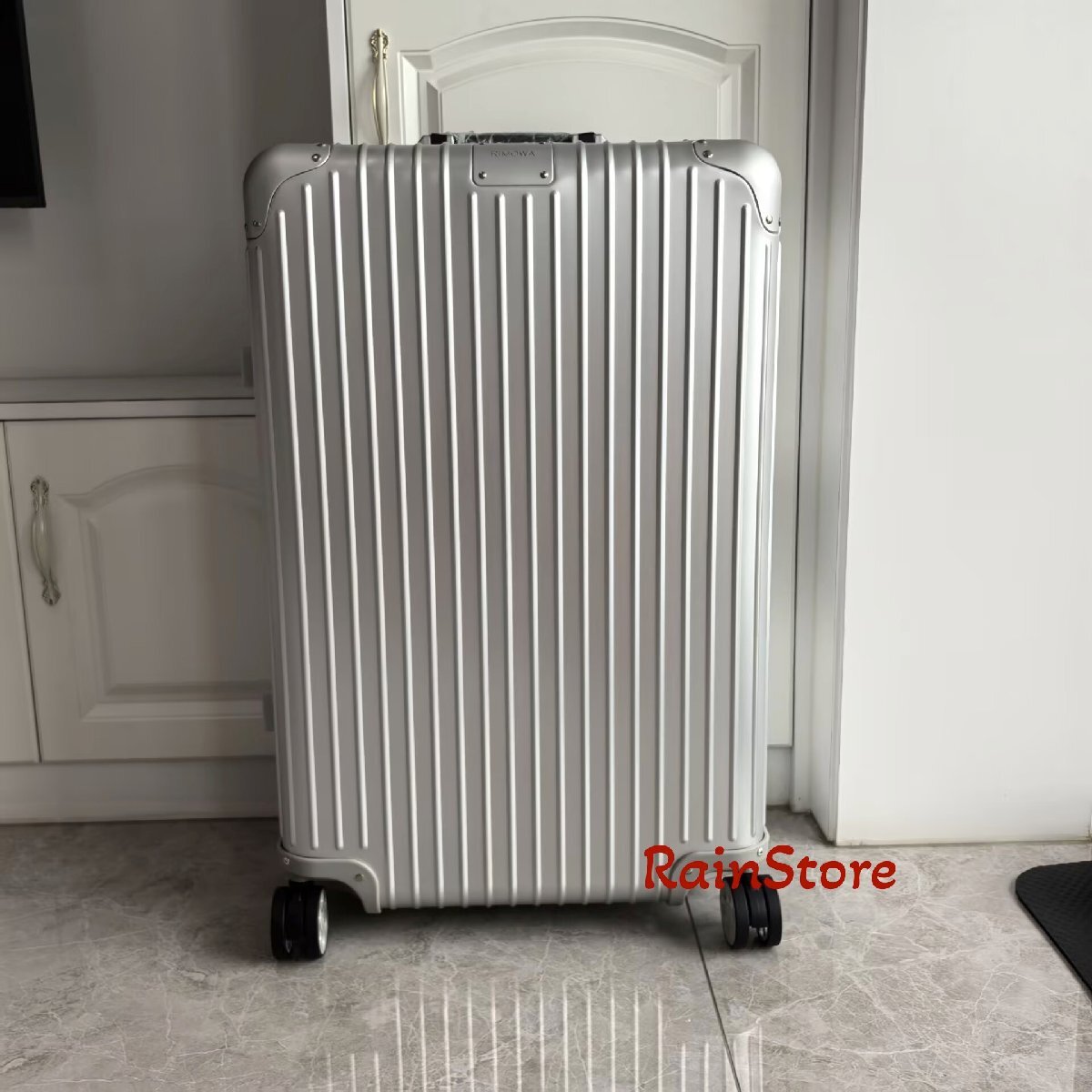RIMOWA シルバー キャリーケース 小型 リモワシルバーキャリーケース
