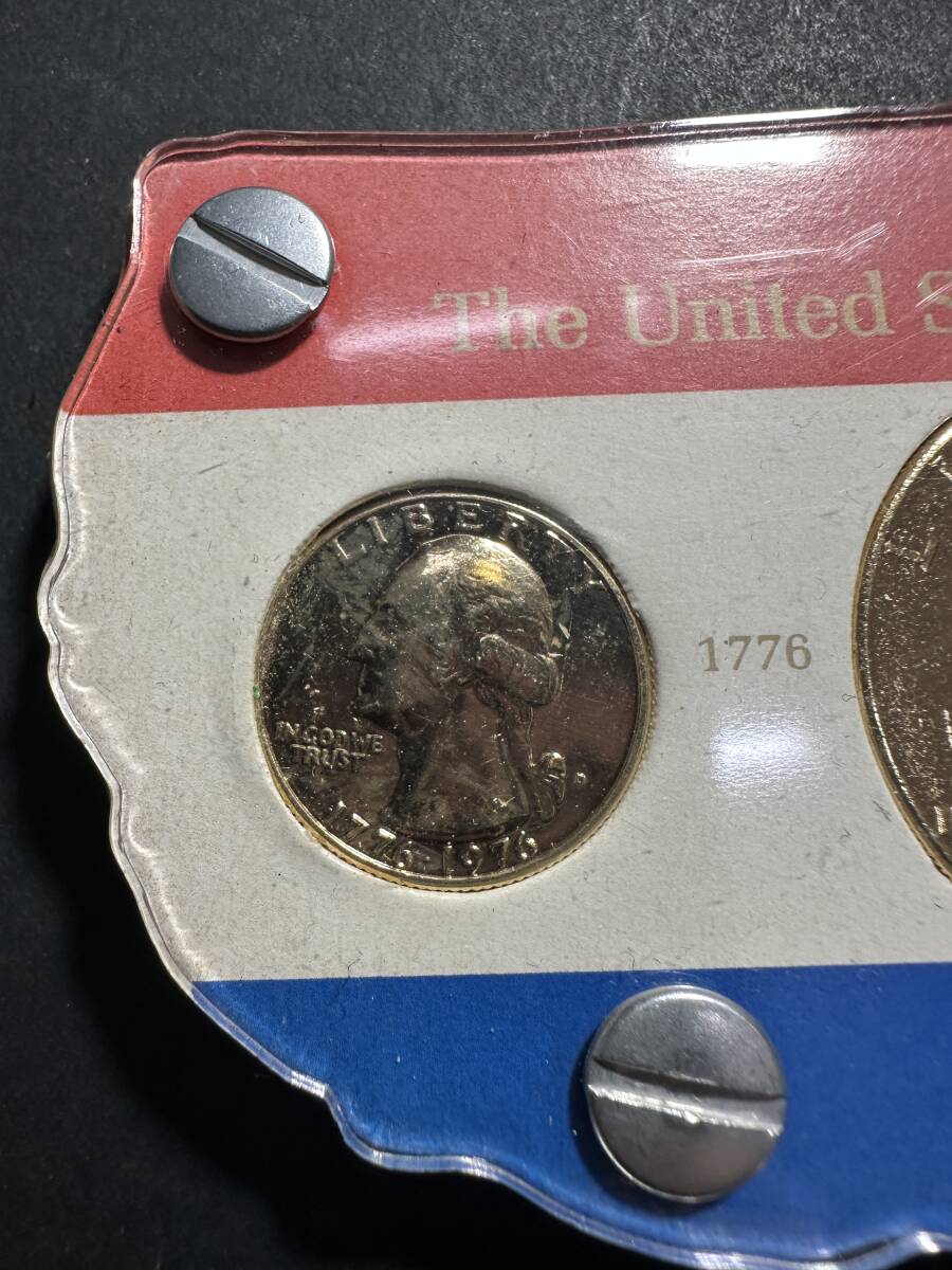 ★コレクター必見！！ 当時物 現状品 アメリカ合衆国建国200周年記念 コインセット リバティコイン ケネディ ビンテージ ドル貨幣 KZ252_画像2