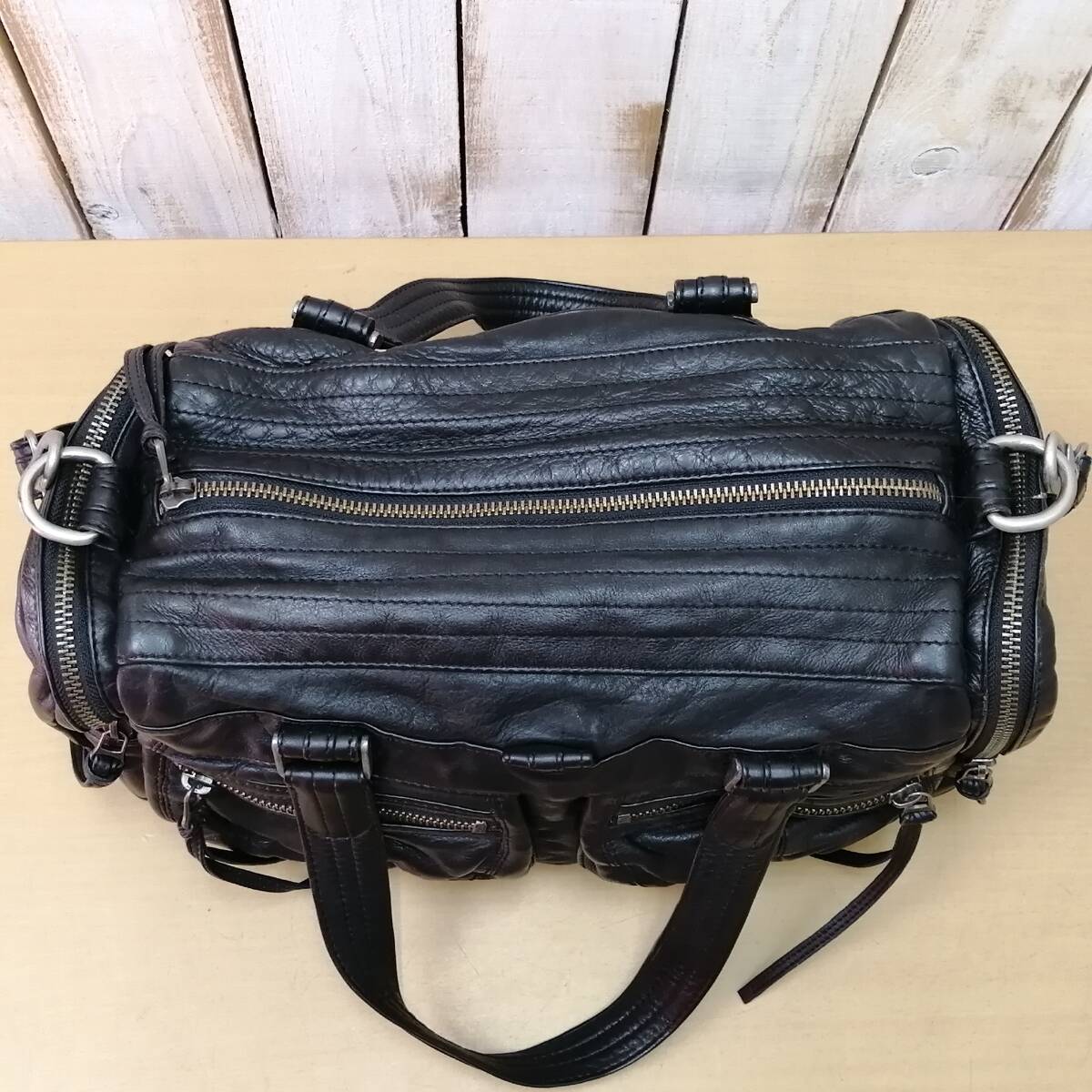 □25082902　ZADIG&VOLTAIRE　ザディグエヴォルテール　ボストンバッグ　ブラックレザー　型押ロゴ　ショルダーストラップ付　ポケット多数_画像5