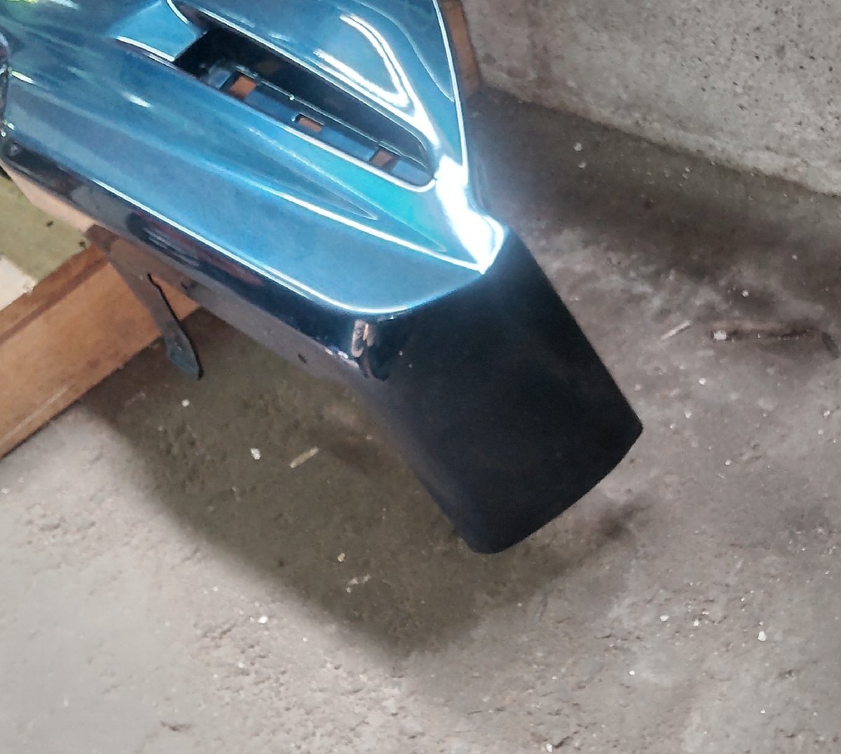 リアバンパー ダイハツ トール M900S 52159-B1020 T791 メタリック 中古品_画像8