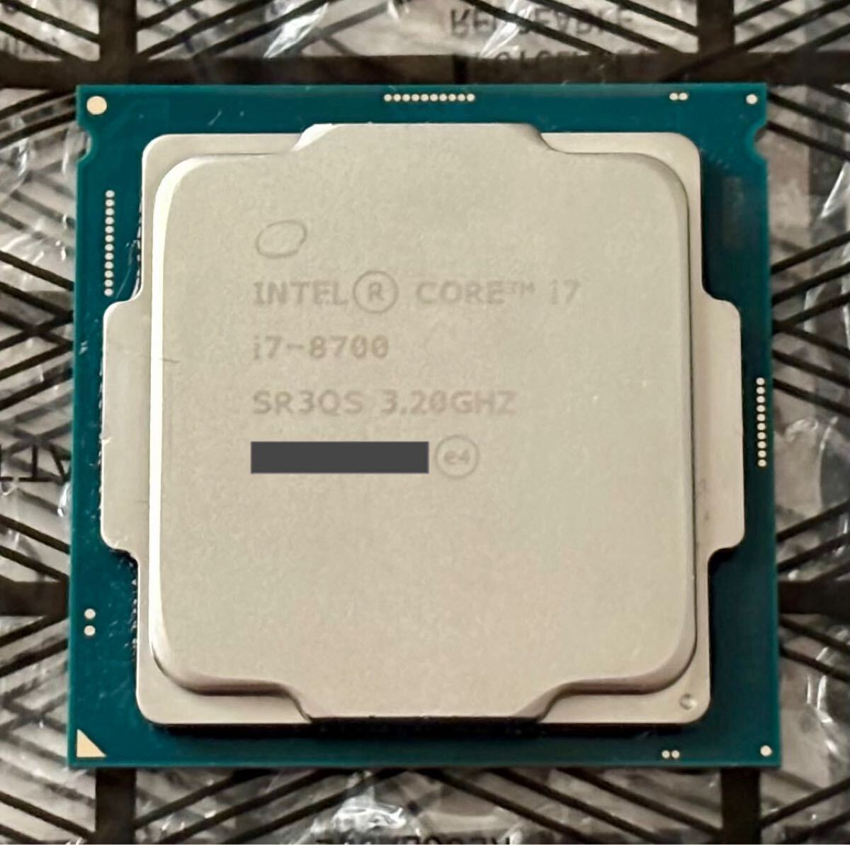 Intel Core i7-8700(LGA1151,3.2GHz,6コア12スレッド,TDP65W)☆