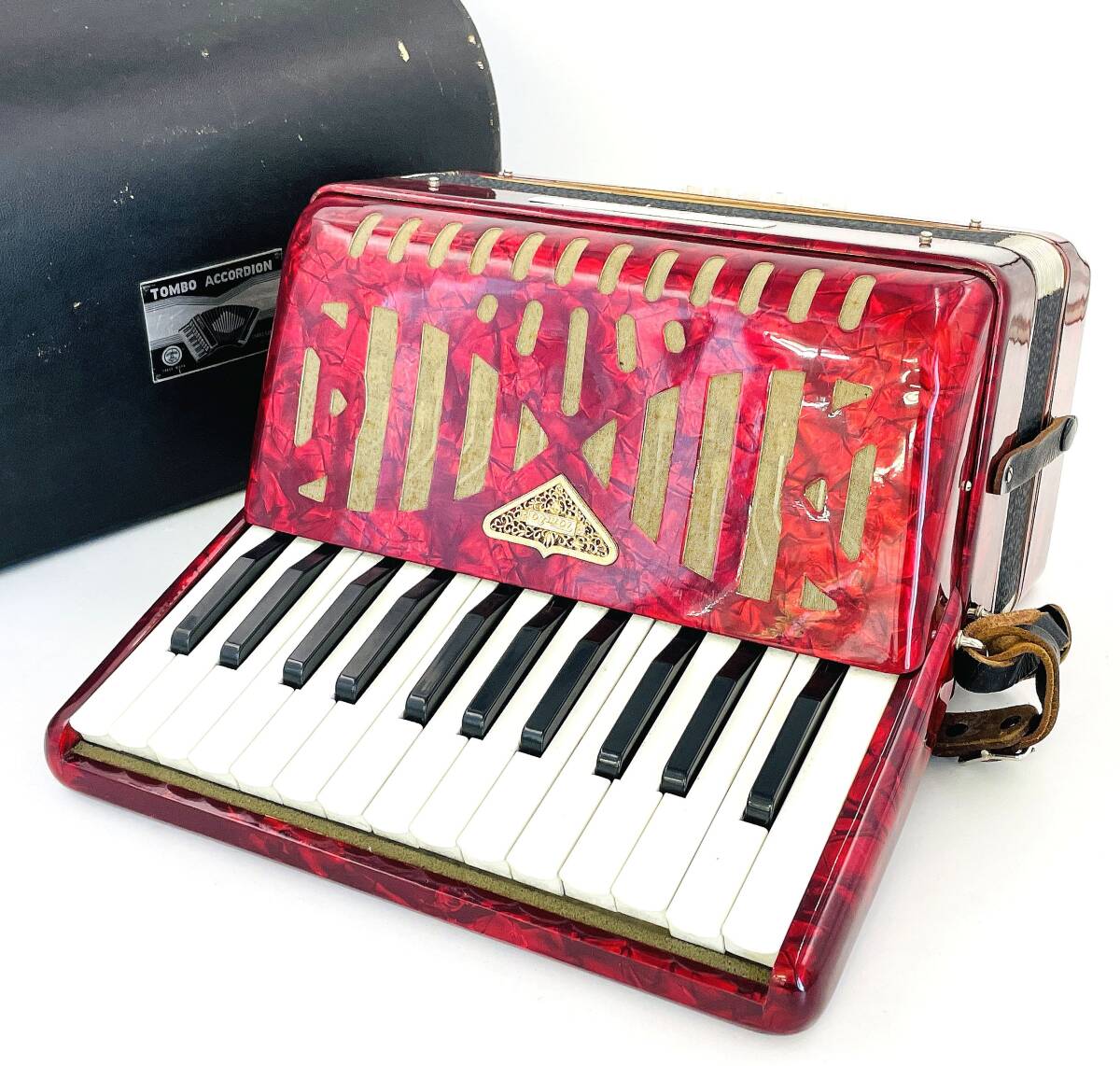 【美品】TOMBO アコーディオン No.28(ハードケース付) 25鍵盤 TOMBO トンボ アコーディオン NO.28(25鍵+18ベース)ハード