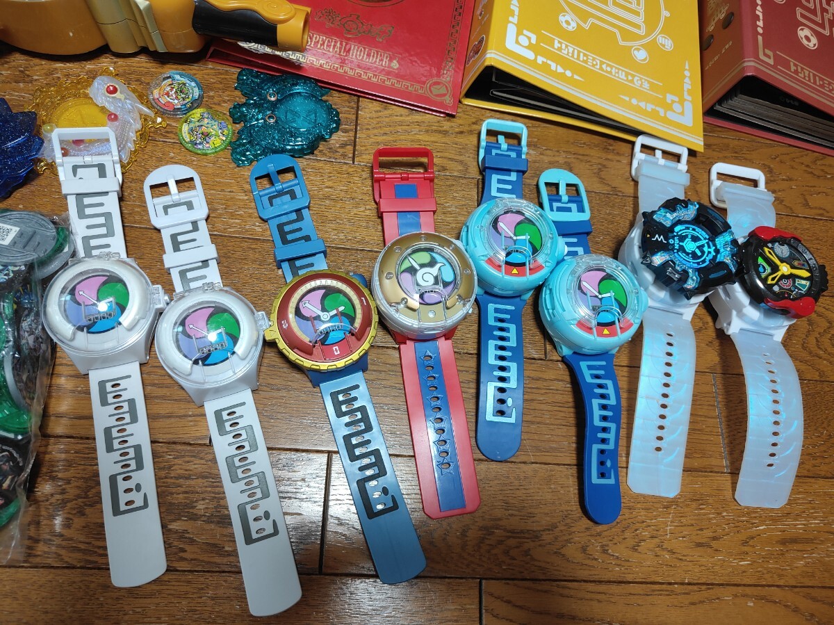 BANDAI バンダイ 妖怪ウォッチ メダル 約500枚 まとめ売り BANDAI バンダイ 妖怪ウォッチ メダル 約500枚 玩具 おもちゃ